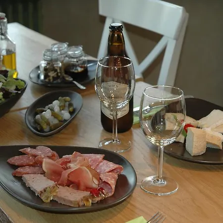 Les Du Vivier, D'hotes A ベッド・アンド・ブレックファスト 4*